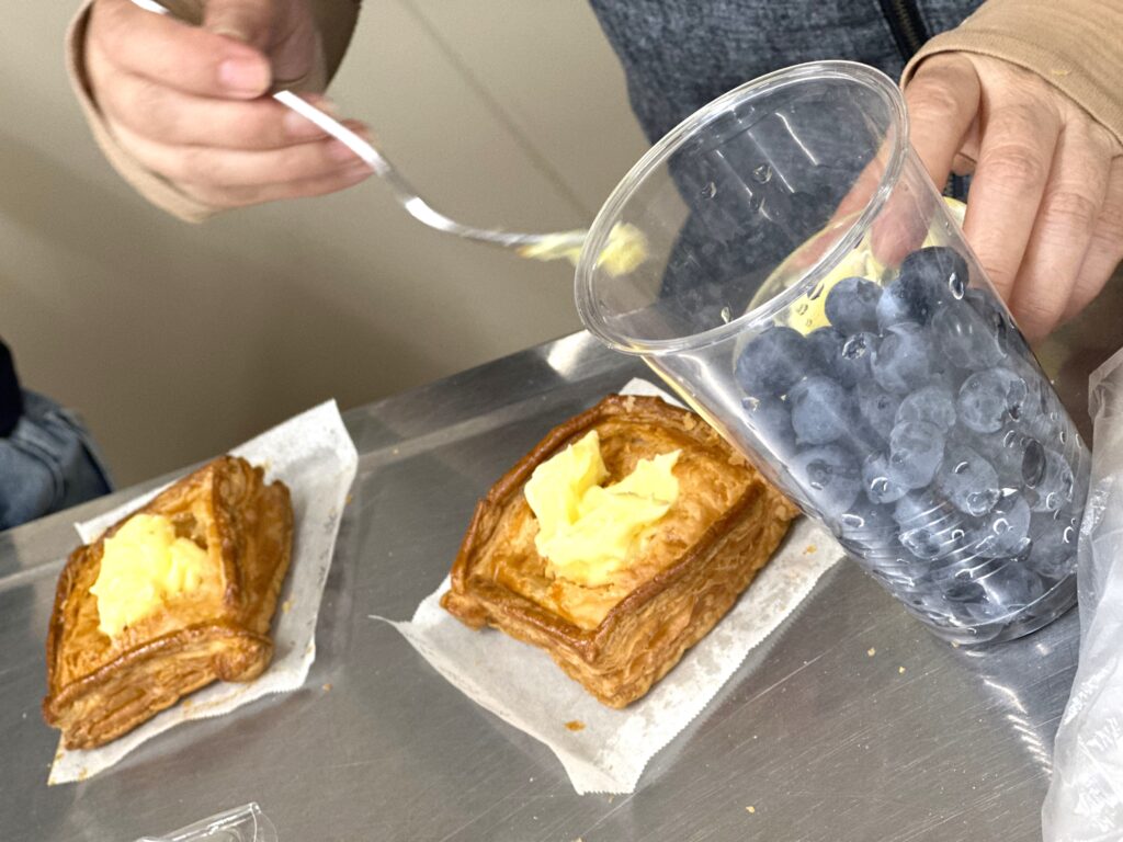 深川ブルーベリー食べ放題・パイとスムージー作り体験!