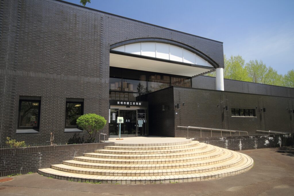 特別限定企画　　アスパラガスの収穫体験と美唄焼き鳥の名店「たつみ」でランチ